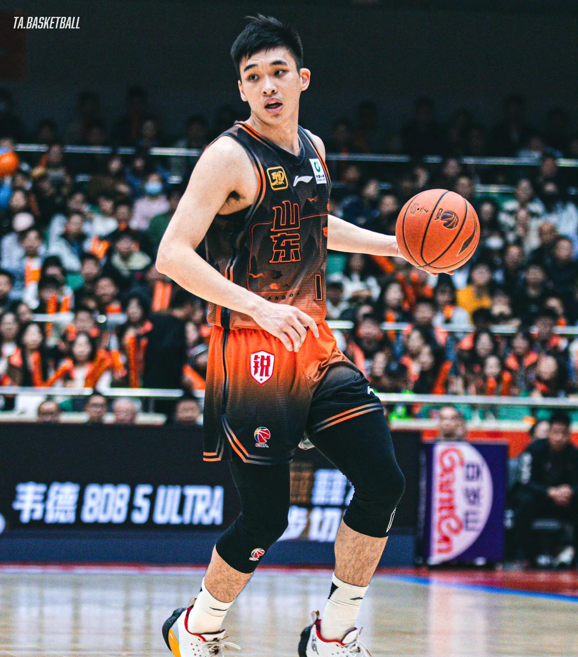 山东男篮士气高涨，再次击败江苏队