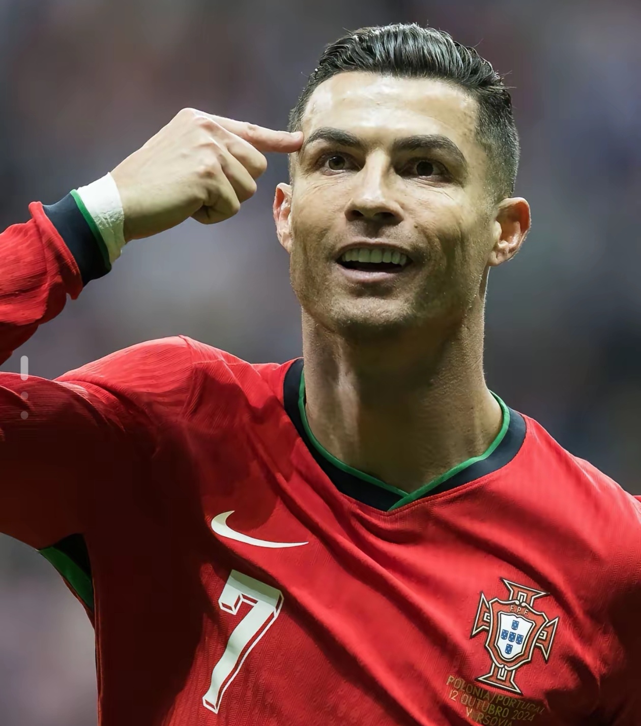 波兰队表现出色，成功挺进欧国联半决赛